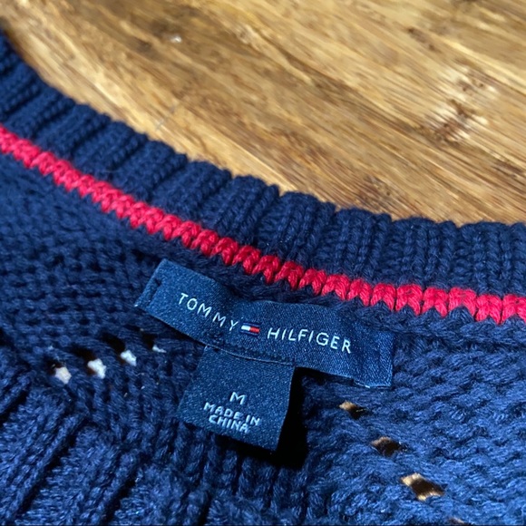 Tommy Hilfiger pullover sweater - Picture 2 of 2